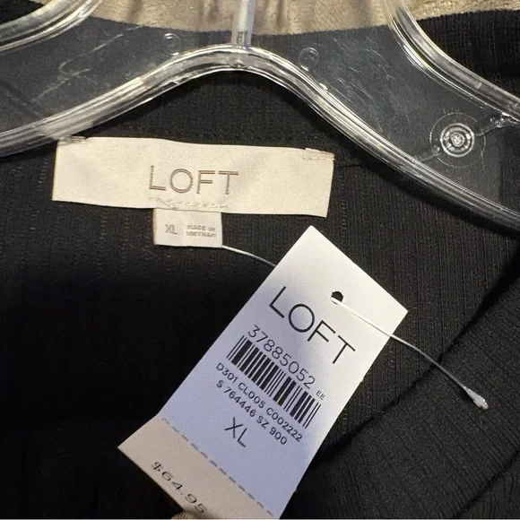 Loft ribbed Black cardigan with gold buttons - Picture 6 of 6